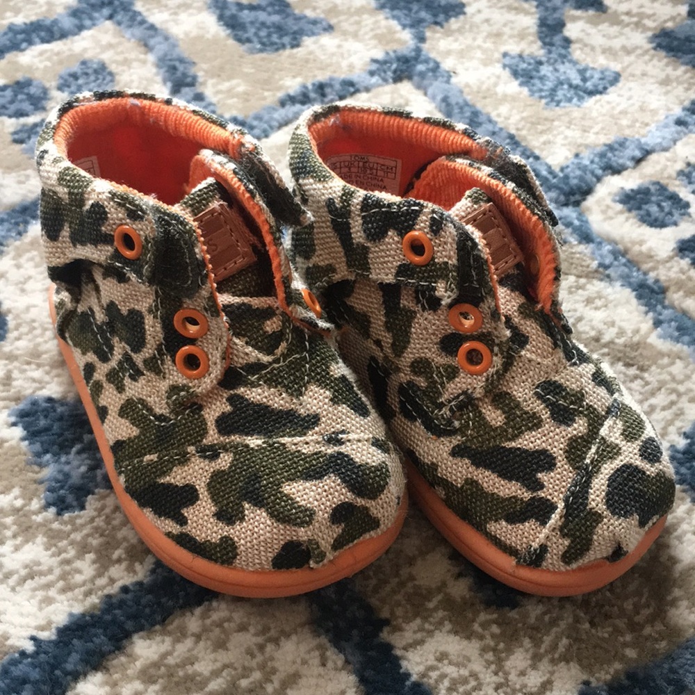 TOMS Camo Boot SOLD